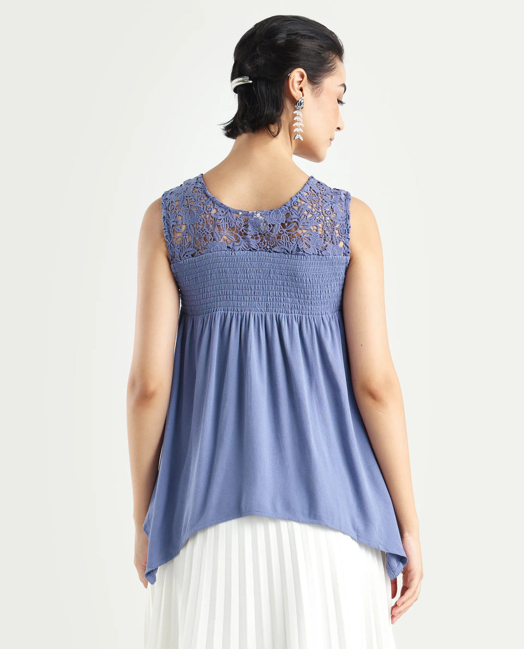 Rareism Women's Mumia Dusky Blue Viscose Blend Crew Neck Plain Sleeveless Regular Fit Top
