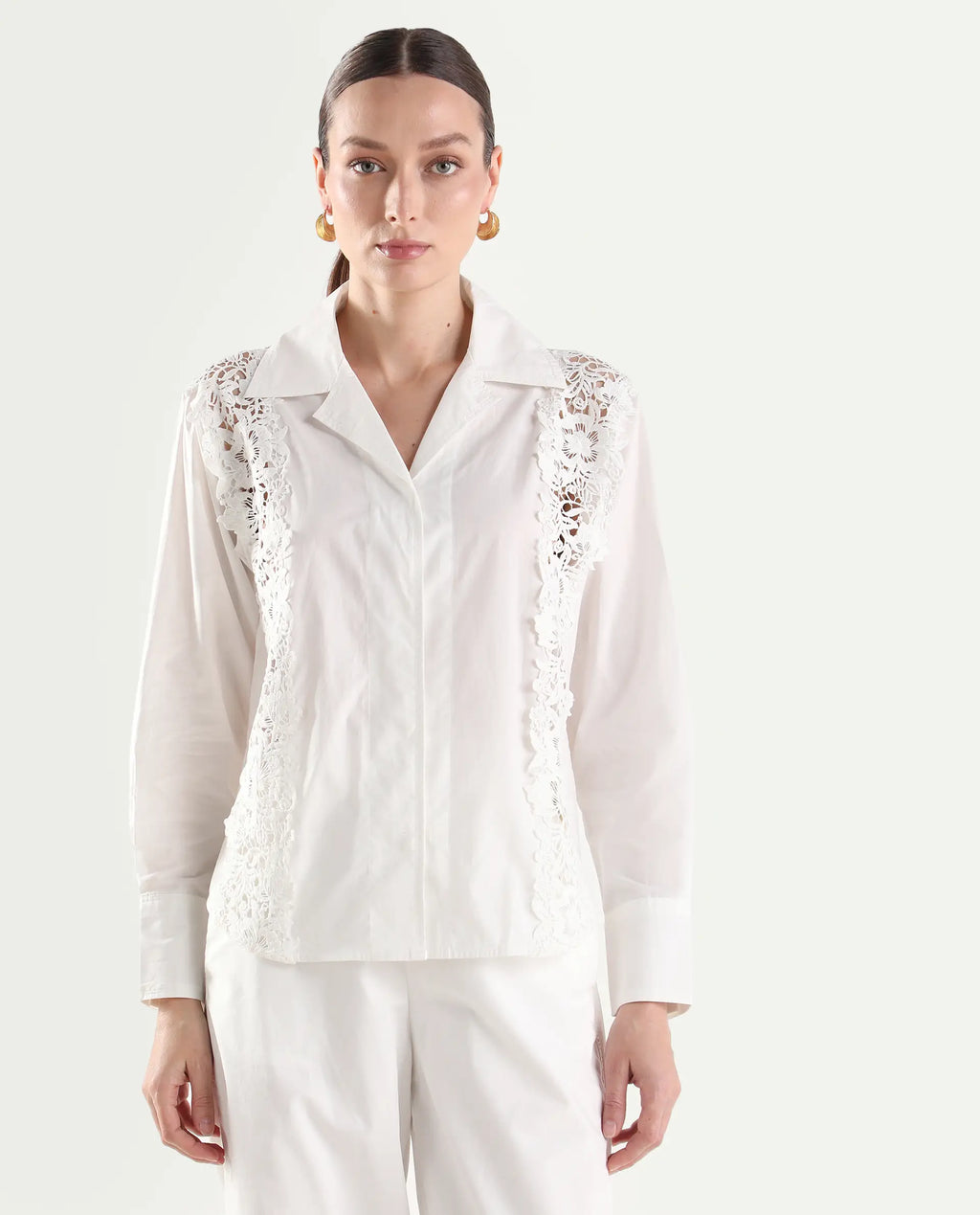 Rareism Women's Mysa-T Off White Cotton Full Sleeve Lapel Neck Relaxed Plain Shirt