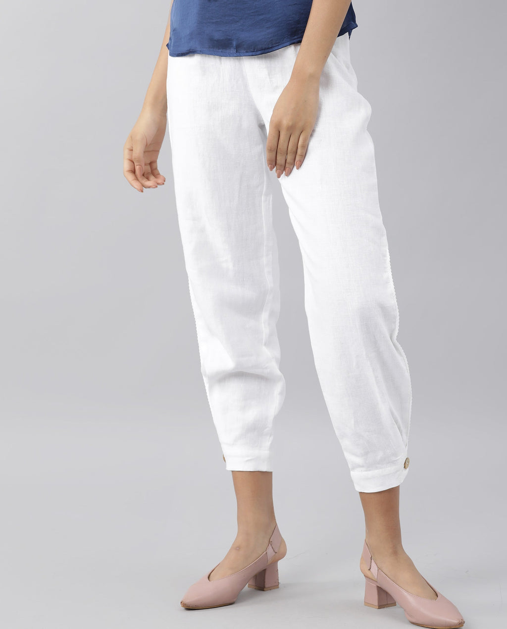 Rareism Women's Navi White Linen Plain Knee Length Regular Fit Trouser