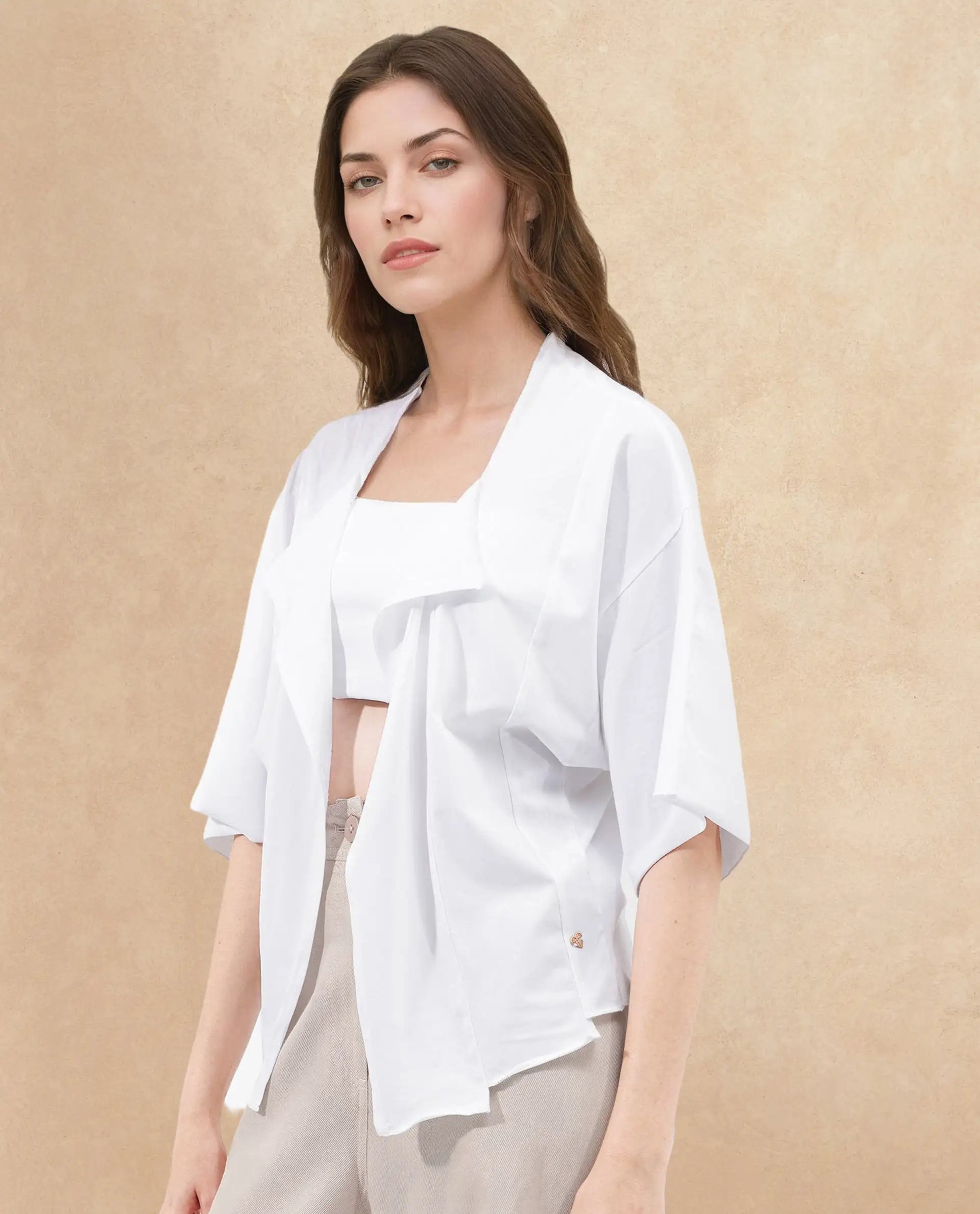 Rareism Women's Nirv White Cotton Collarless Plain Relaxed Fit Shrug