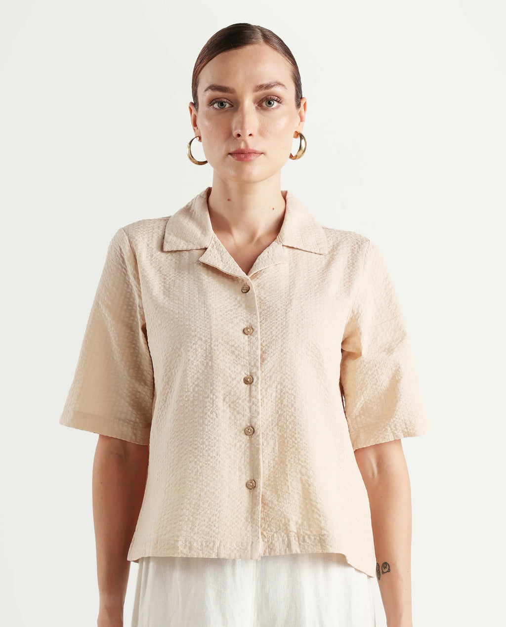 Rareism Women's Nomiki Beige Cotton Spread Collar Plain Extended Sleeves Regular Fit Top