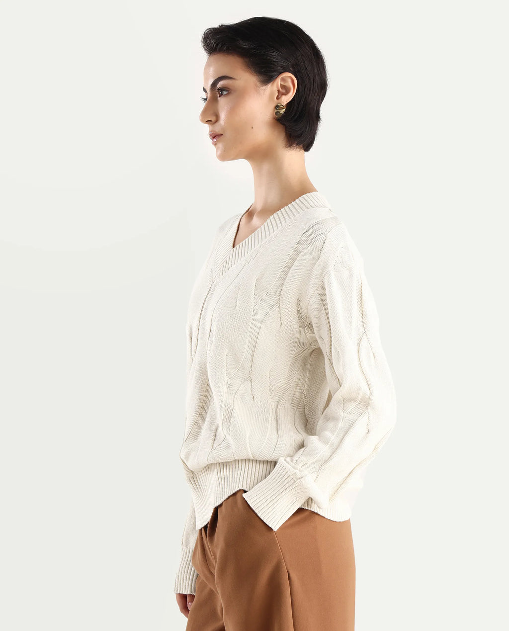 Rareism Women's Pax Off White Cotton V-Neck Plain Relaxed Fit Sweater