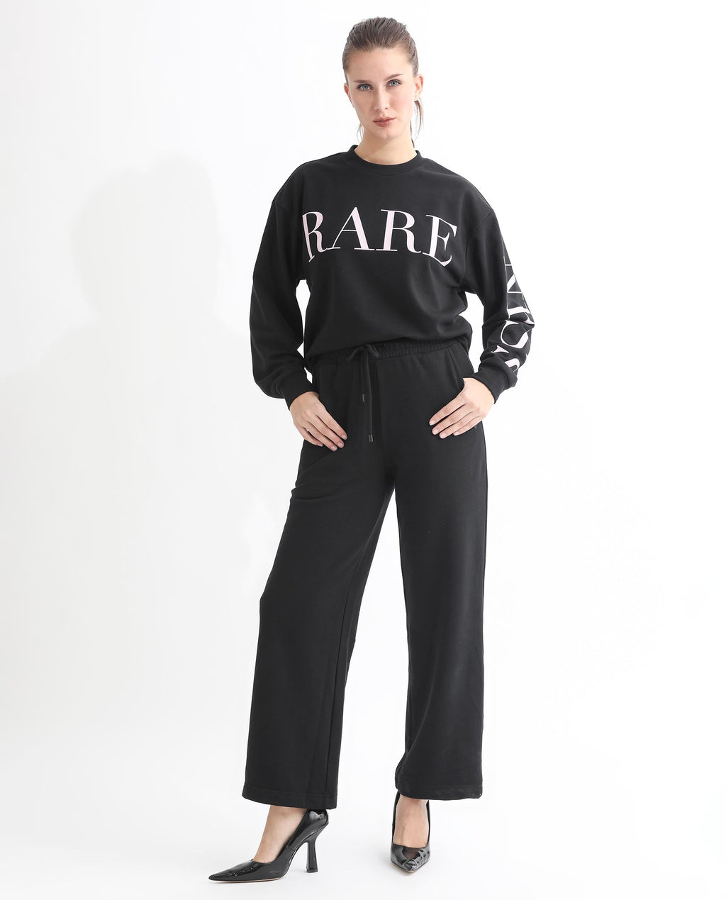 Rareism Women's Pazoo T Black Cotton Blend Plain Ankle Length Flared Track Pant