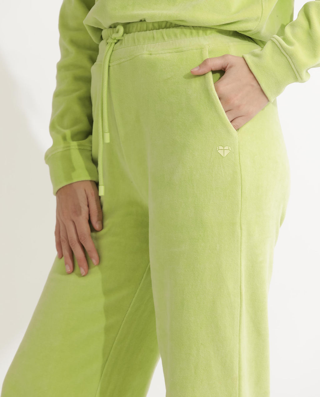 Rareism Women's Pazoo Tt Light Green Cotton Blend Plain Ankle Length Flared Track Pant