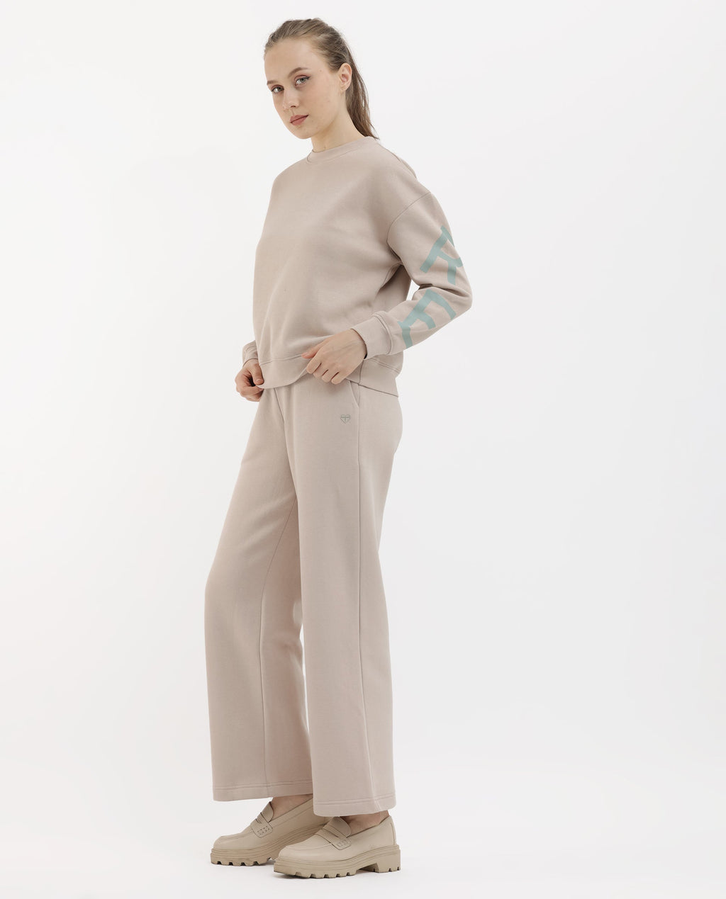 Rareism Women's Pazoo F Beige Cotton Blend Plain Ankle Length Flared Track Pant