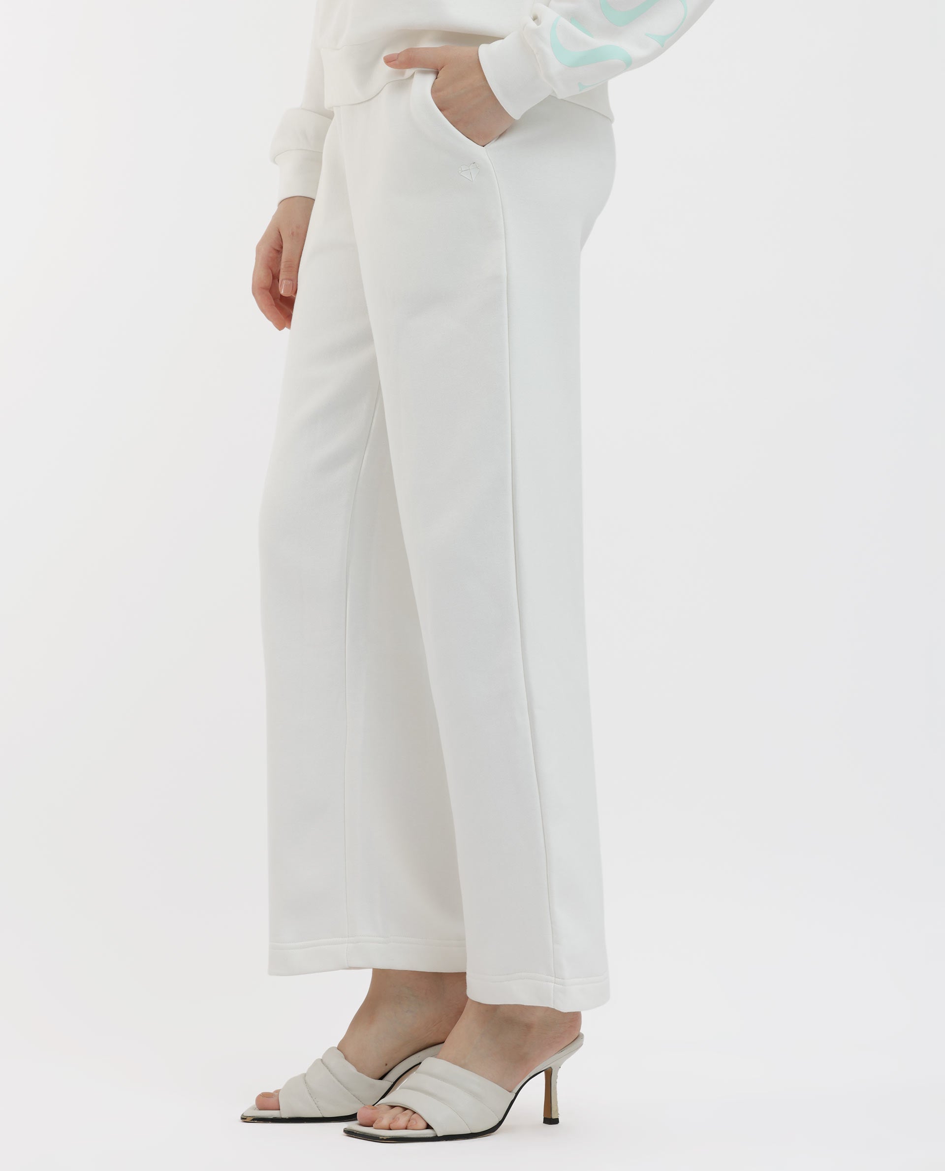 Rareism Women's Pazoo F1 Off White Cotton Blend Plain Ankle Length Flared Track Pant