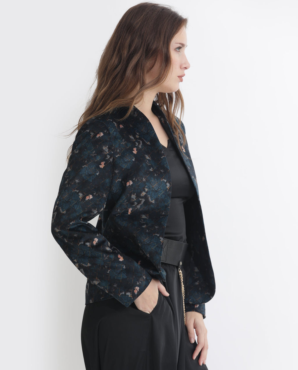 Rareism Women's Pesko Navy Velvet Collarless Paisley Print Regular Fit Shrug