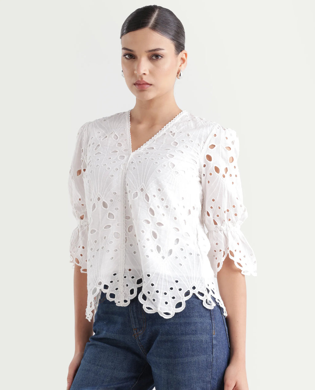 Rareism Women's Prefern White Cotton V-Neck Plain Puff Sleeves Regular Fit Top