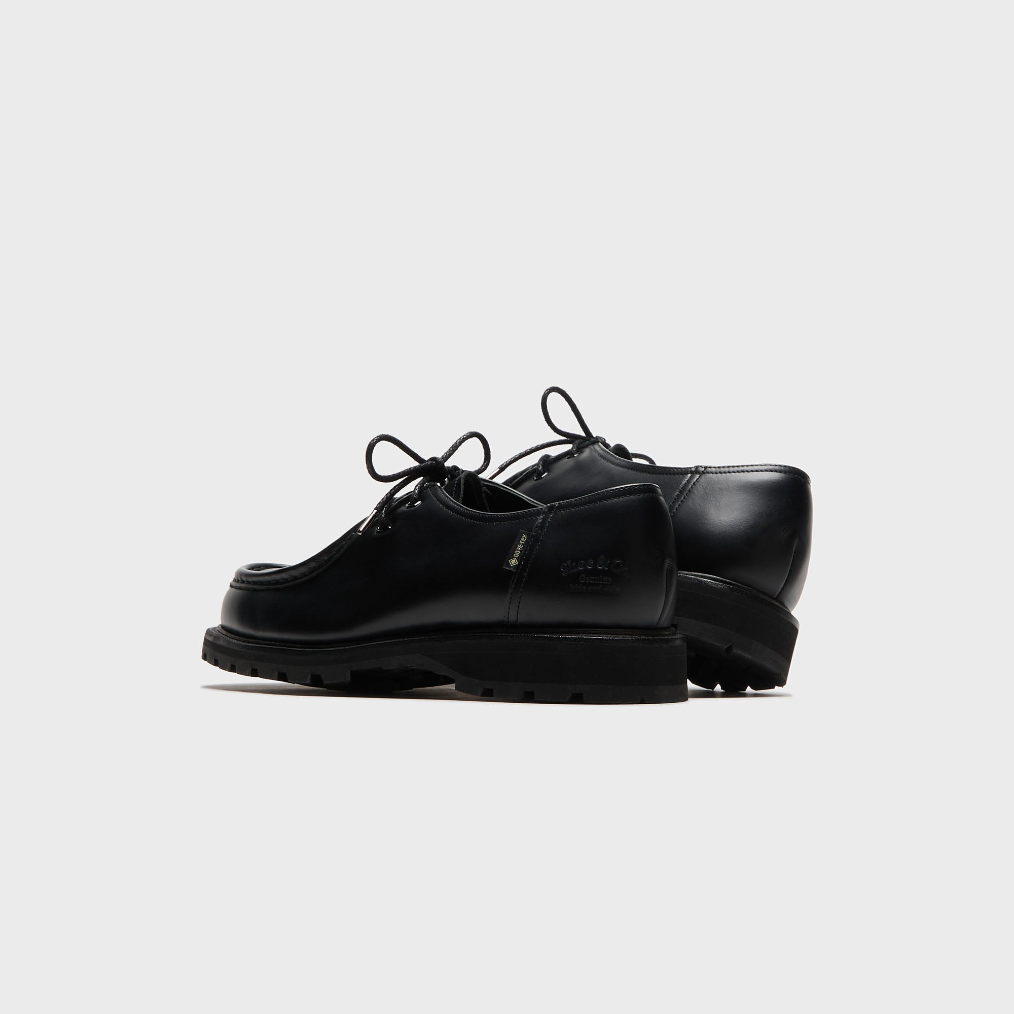Regal Shoe & Co. Tyrolean Shoe - Black