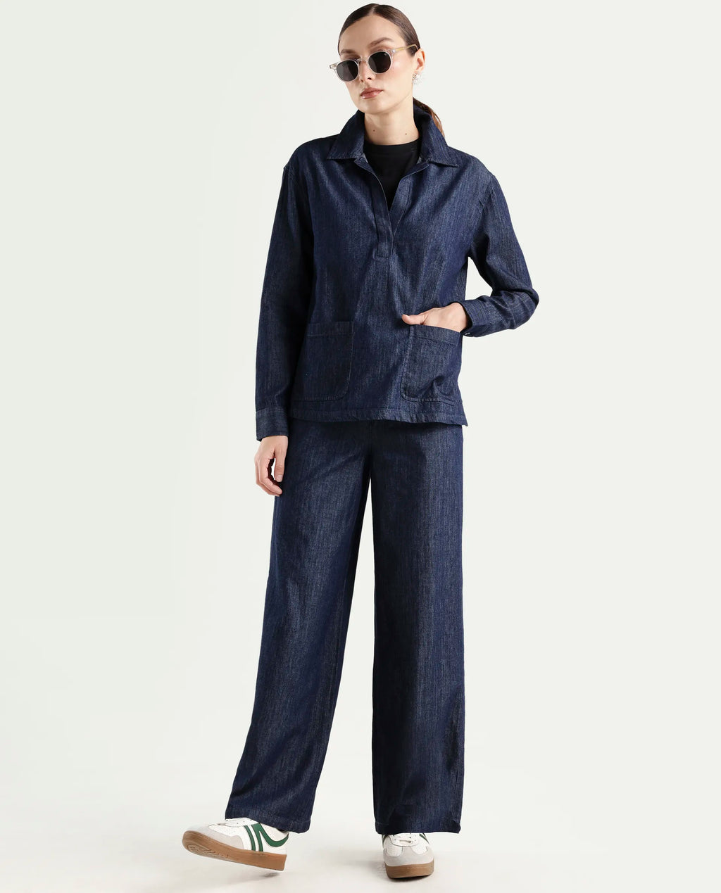 Rareism Women's Dento Blue Cotton Spread Collar Relaxed Plain Top