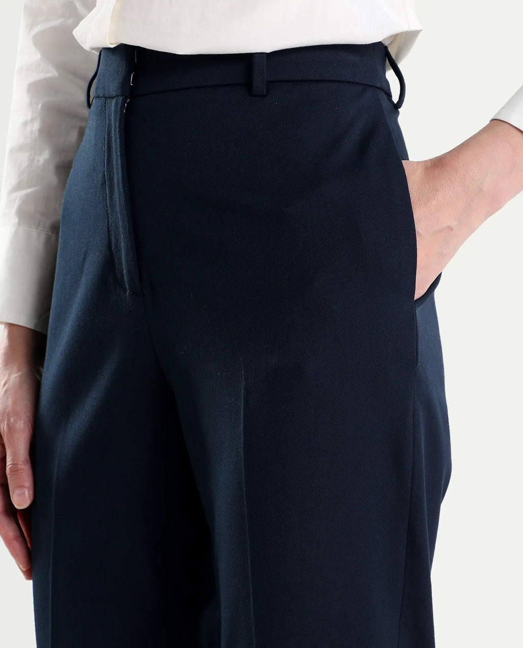 Rareism Women's Paper Navy Viscose Blend Fabric Tapered Plain Trouser