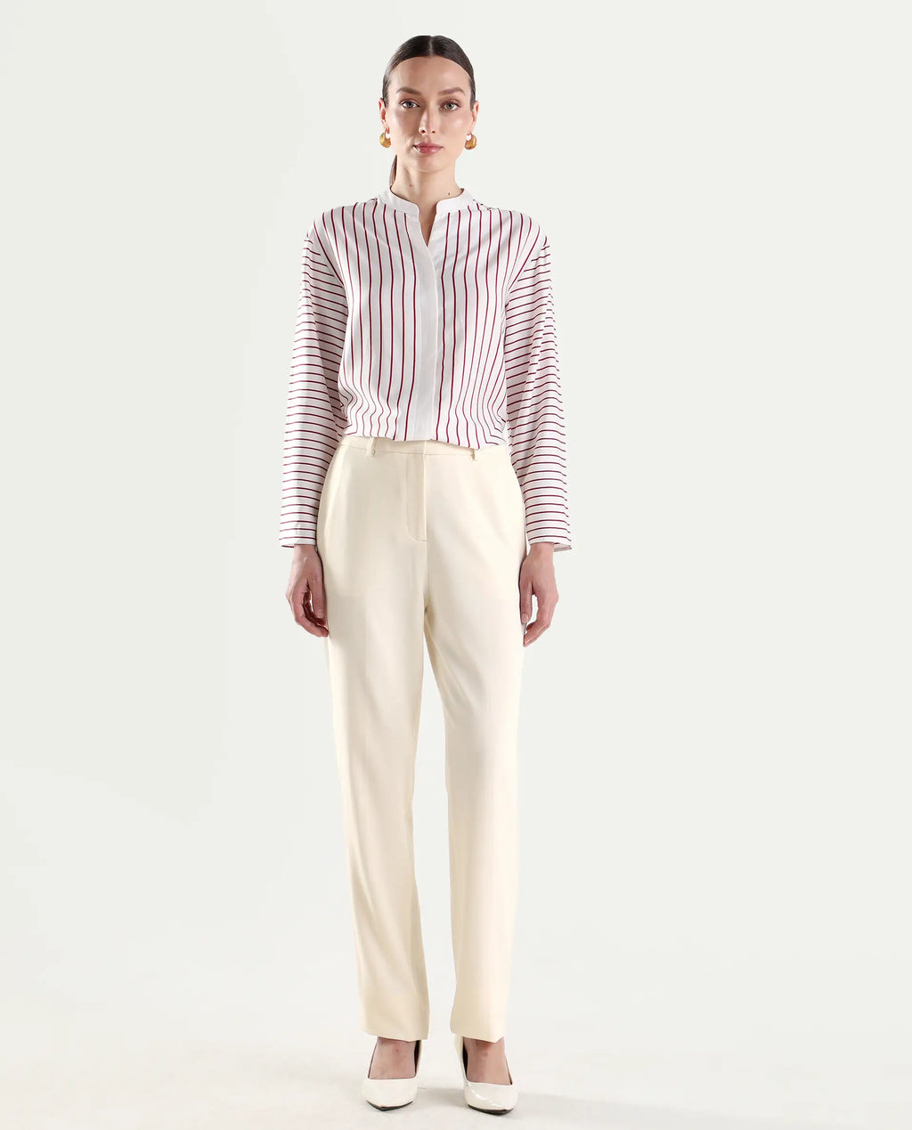 Rareism Women's Paper Off White Viscose Blend Tapered Plain Trouser