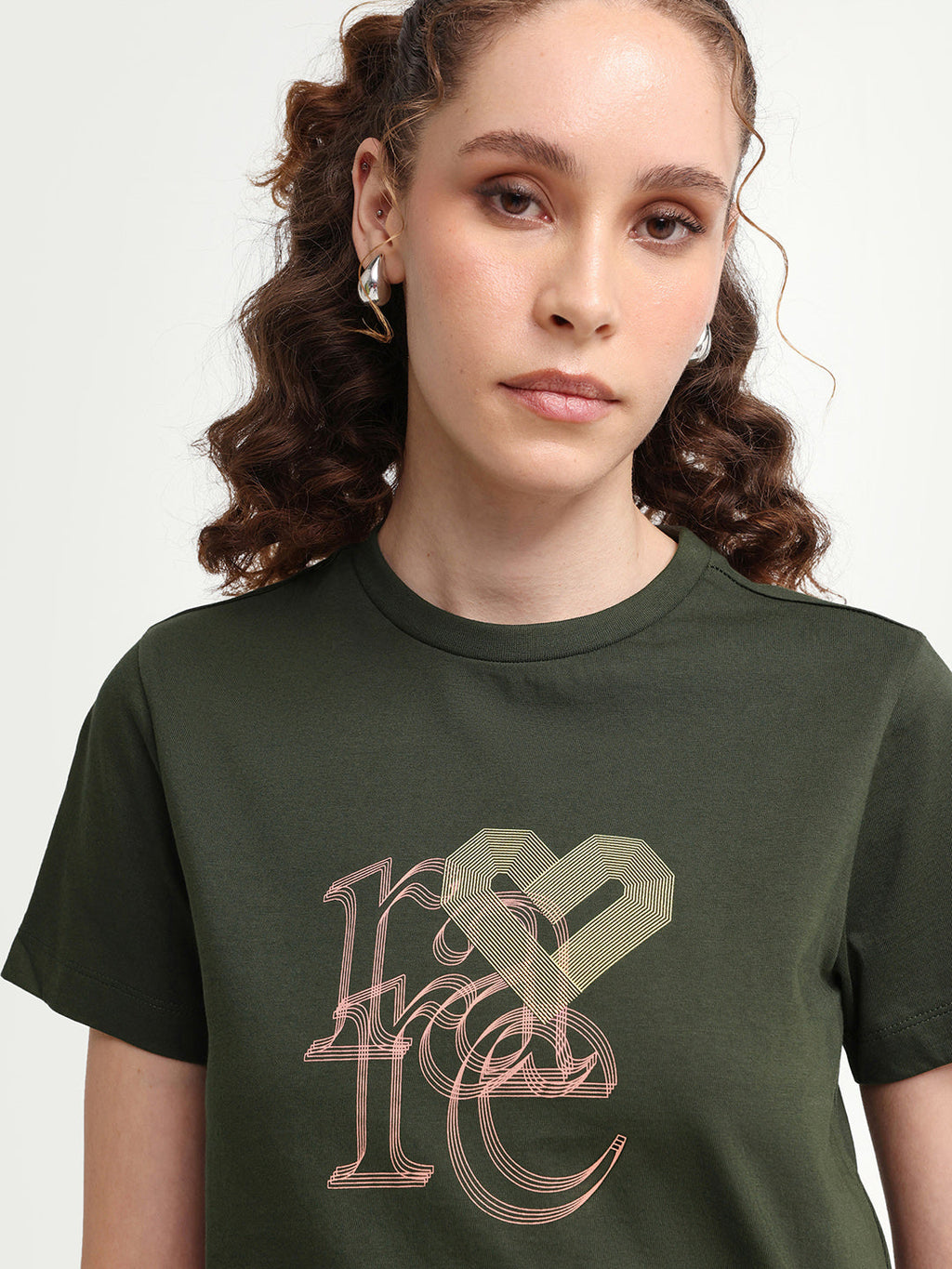 Rareism Women's Zera Olive Cotton Crew Neck Pull-On Regular Graphic Print T-Shirt
