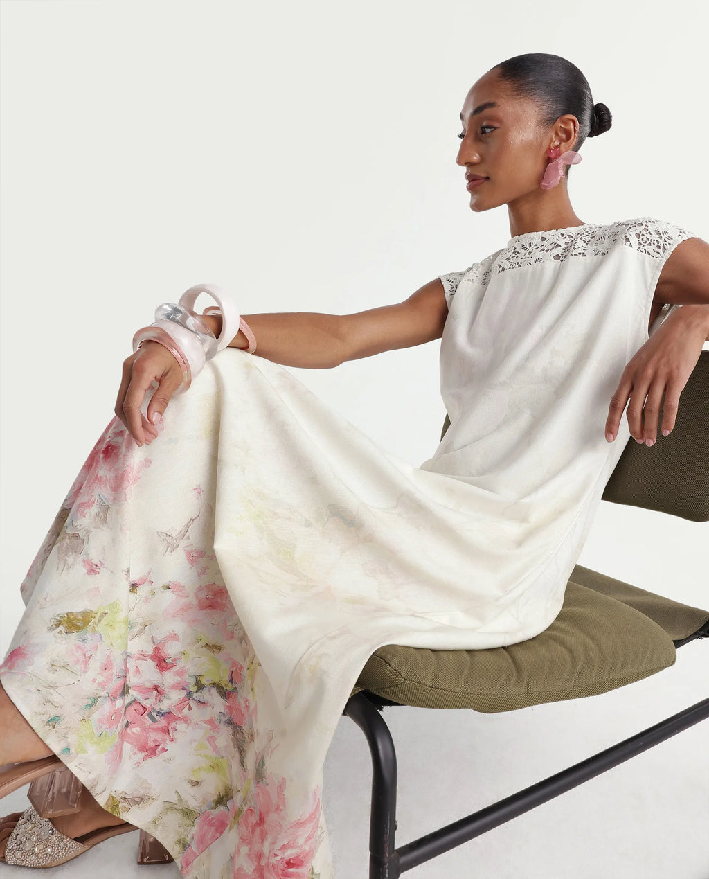 Rareism Women's Hego Off White Viscose Blend Fabric Crew Neck A-Line Floral Print Dress