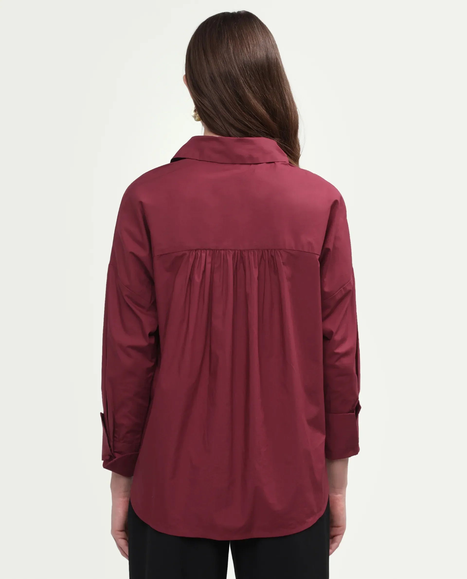 Rareism Women's Oni Red Cotton Spread Collar Button Boxy Plain Shirt