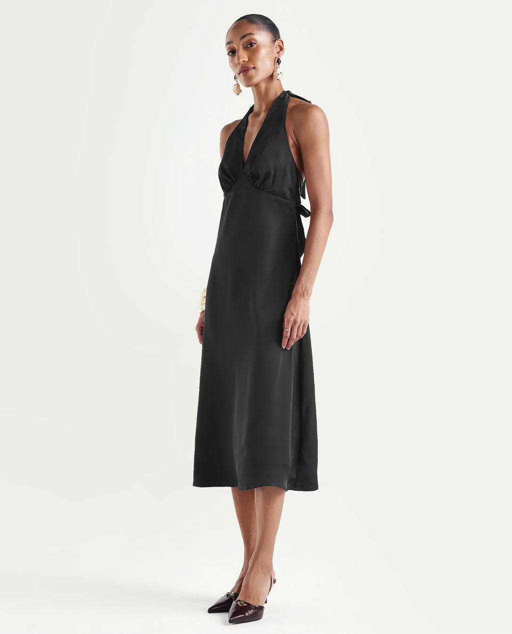 Rareism Women's Petin Black Polyester V-Neck Elastic Fit And Flare Plain Dress