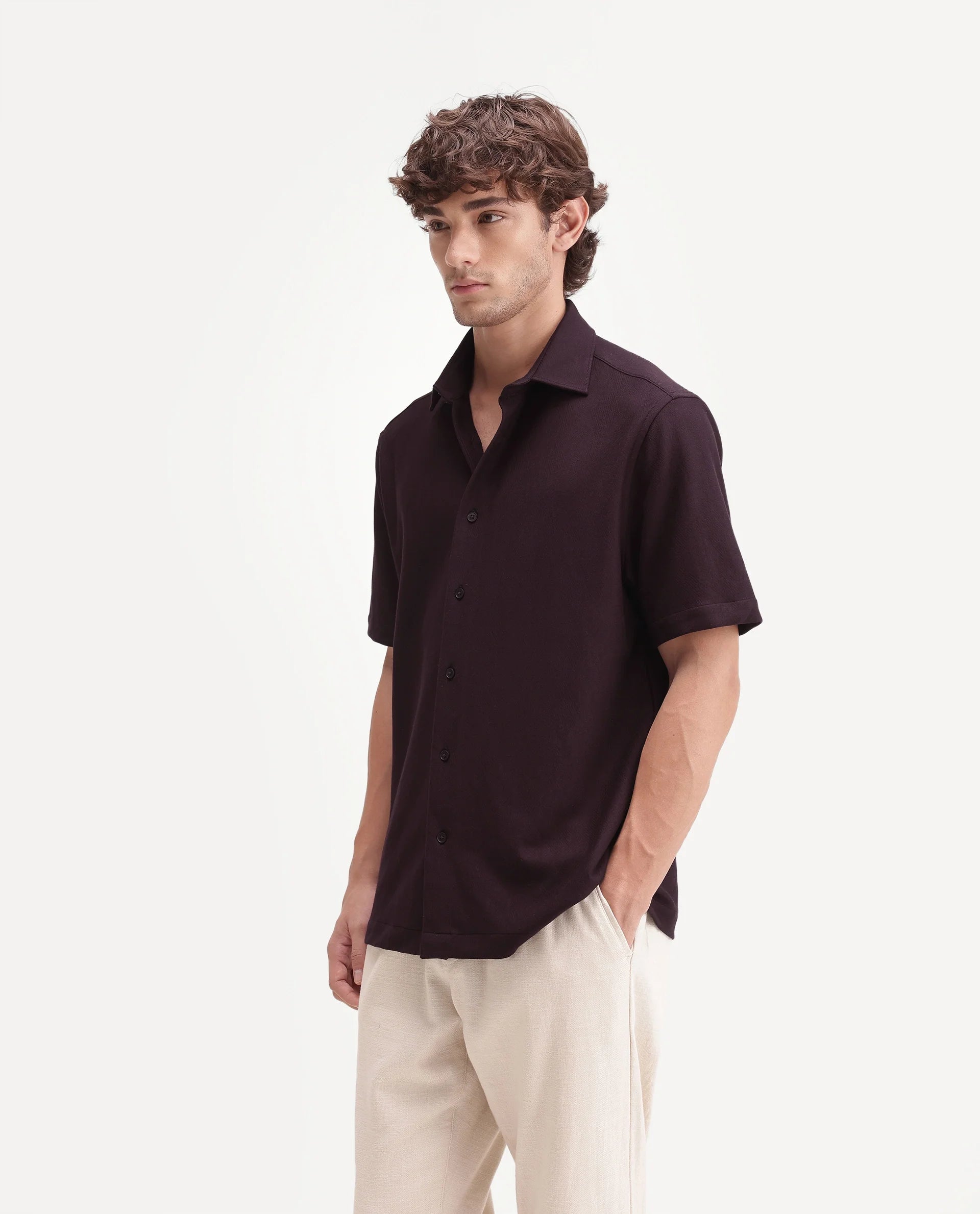 Rare Rabbit Men's Leno Dark Purple Cotton Blend Fabric Spread Collar Regular Fit Plain Shirt