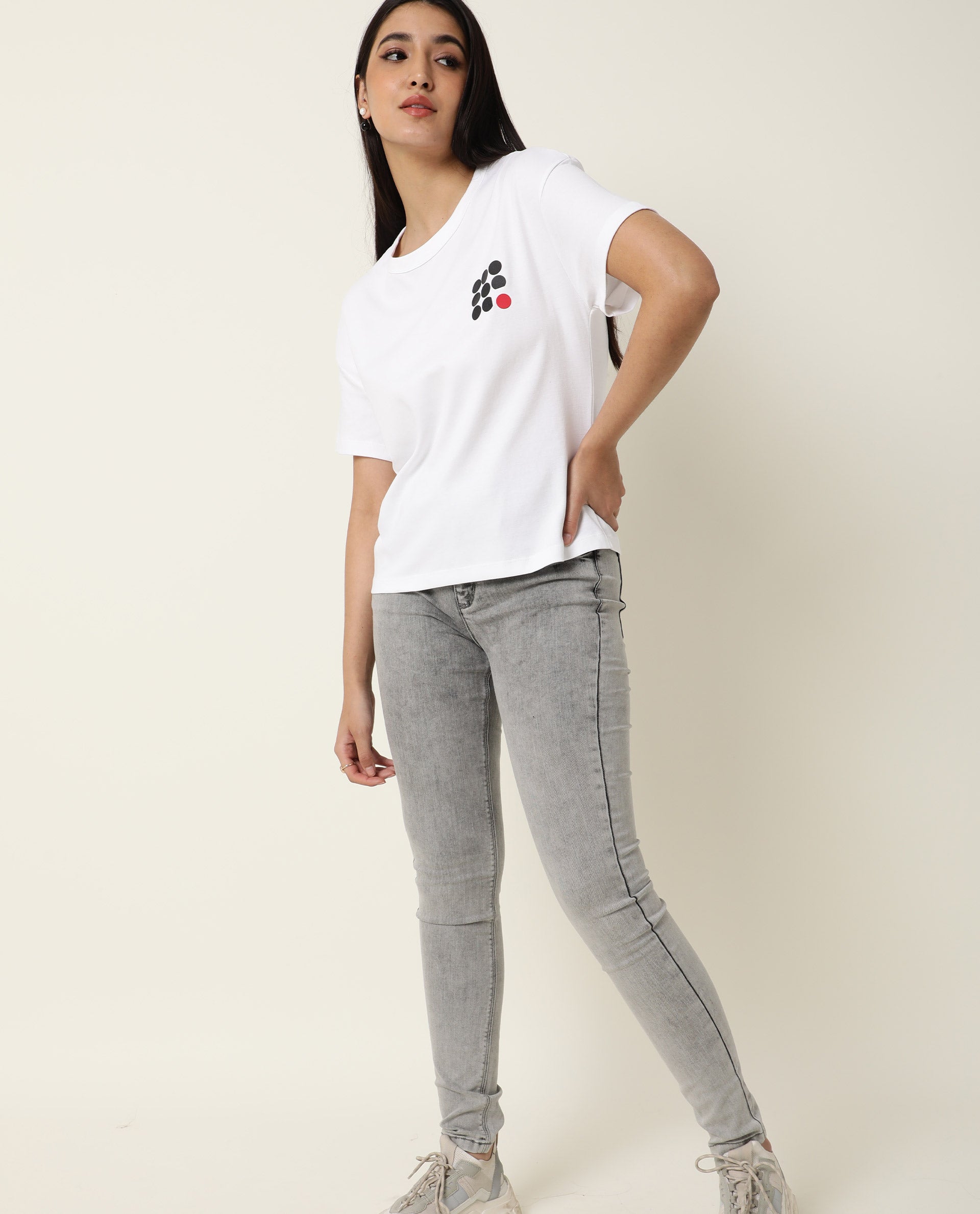 Rareism Women's Sake White Cotton Crew Neck Color Block Regular Fit T-Shirt