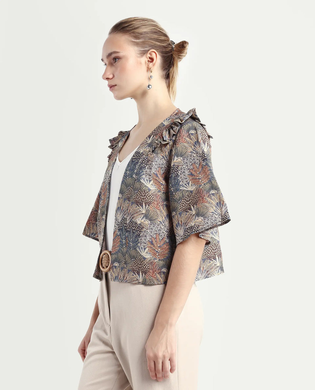 Rareism Women's Savri Dark Multi Nylon Blend Shawl Collar Botanical Print Bell Sleeve Relaxed Fit Shrug