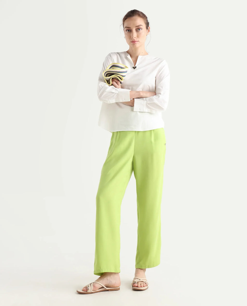 Rareism Women's Serbay-B Green Polyester Plain Ankle Length Straight Fit Trouser