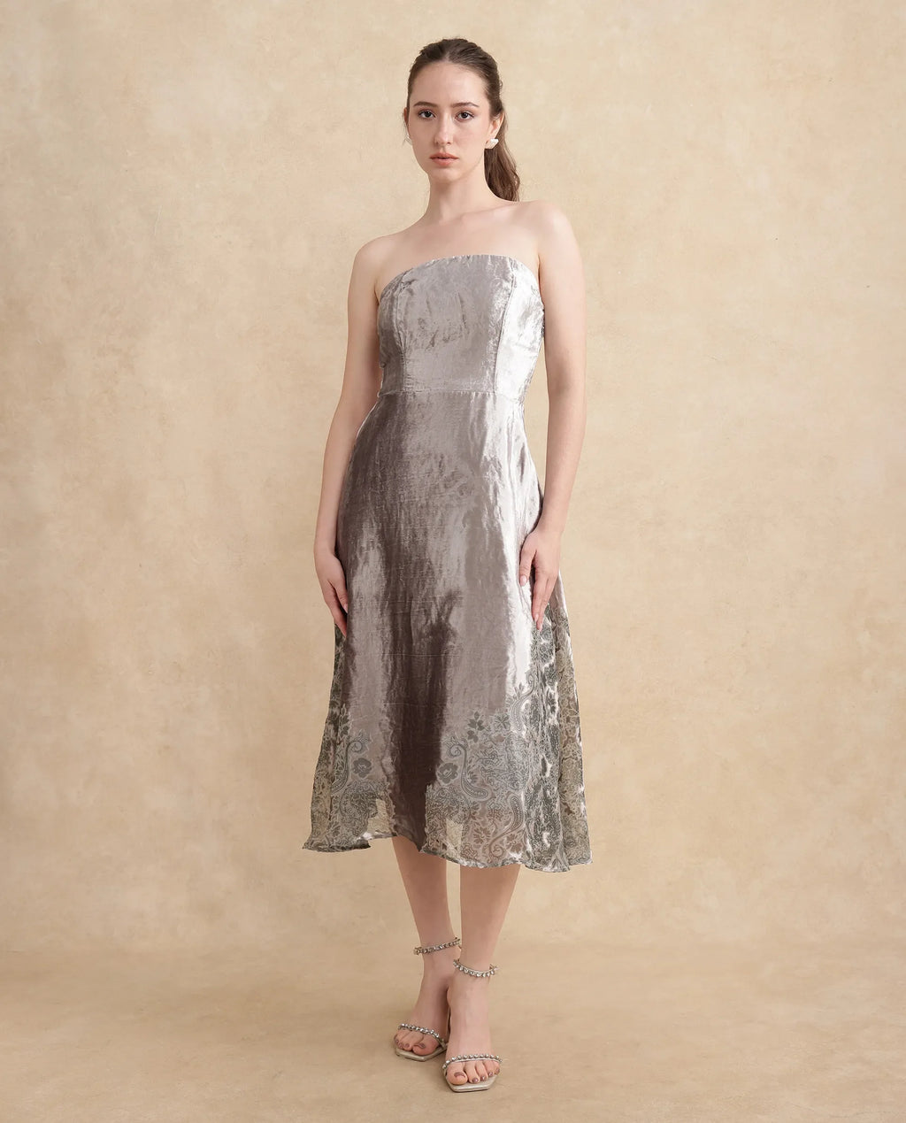 Rareism Women's Seson Light Silver Velvet Tube Neck Abstract Print Sleeveless Midi Fit And Flare Dress
