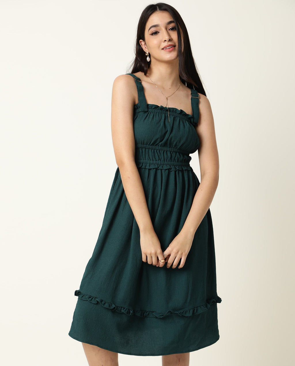 Rareism Women's Sickle Green Tube Neck Plain Sleeveless Knee Length Regular Fit Dress