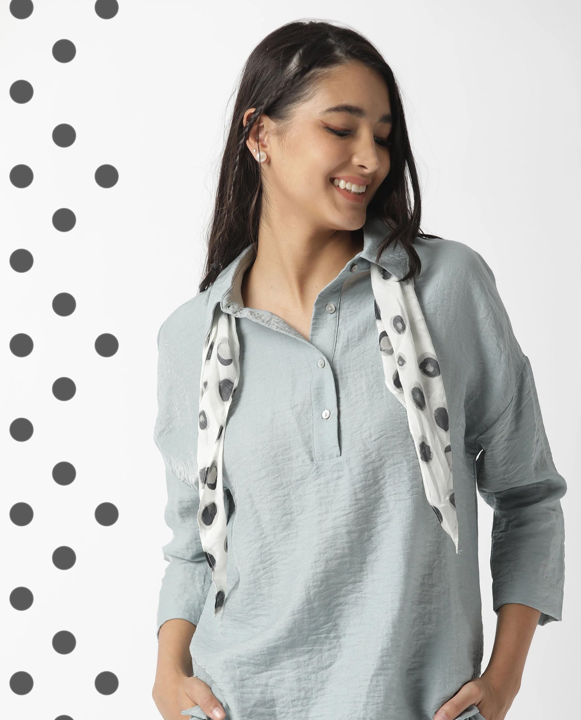 Rareism Women's Soak White Polka Print Scarf