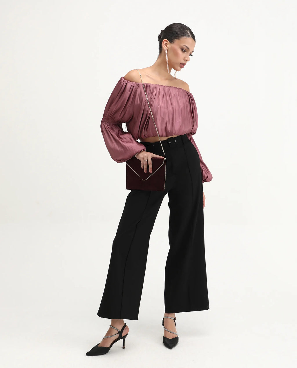 Rareism Women's Somhu Pink Polyester Off Shoulder Plain Fashion Sleeve Crop Fitted Top