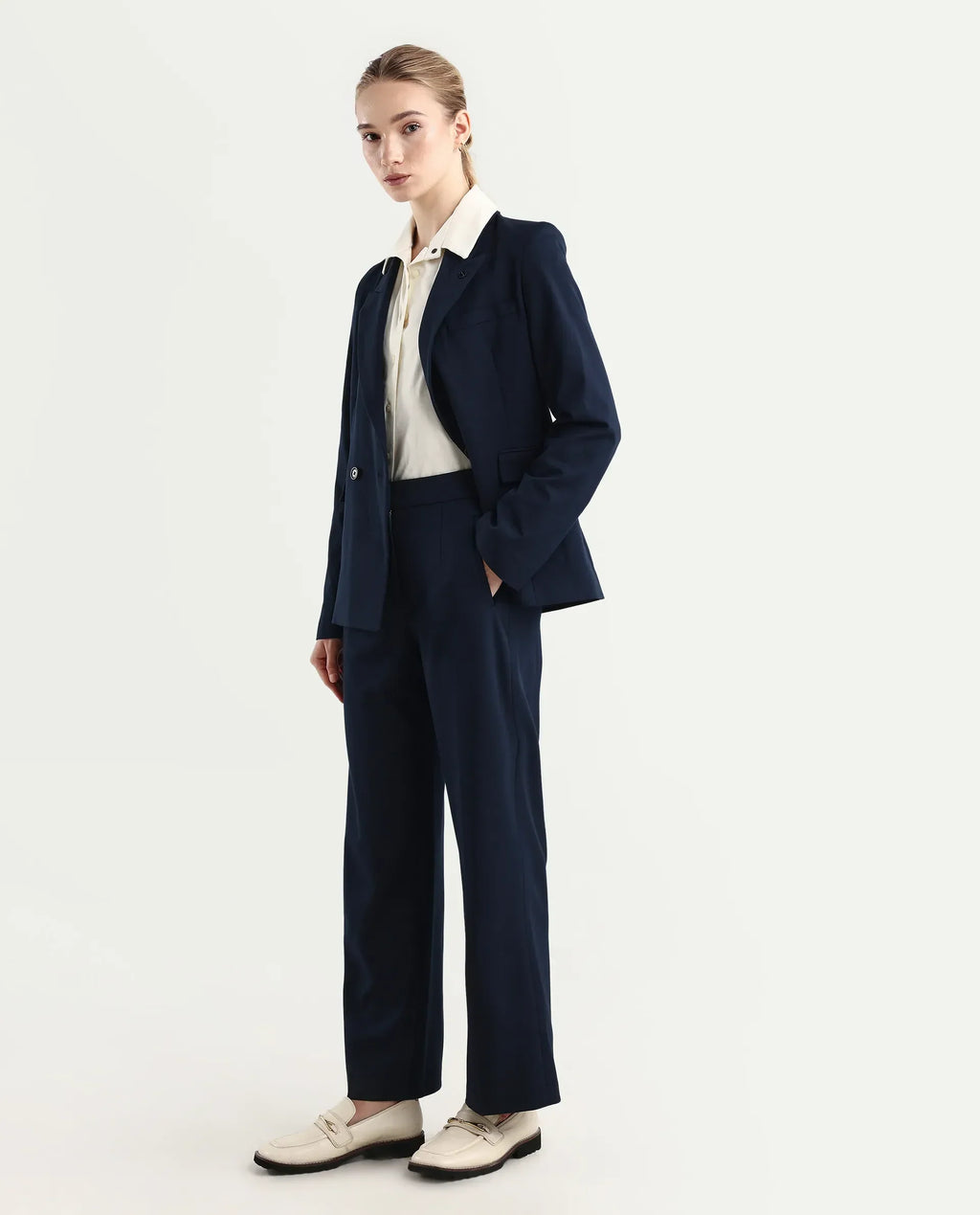 Rareism Women's Srait Navy Polyester Blend Straight Fit Travel Trouser