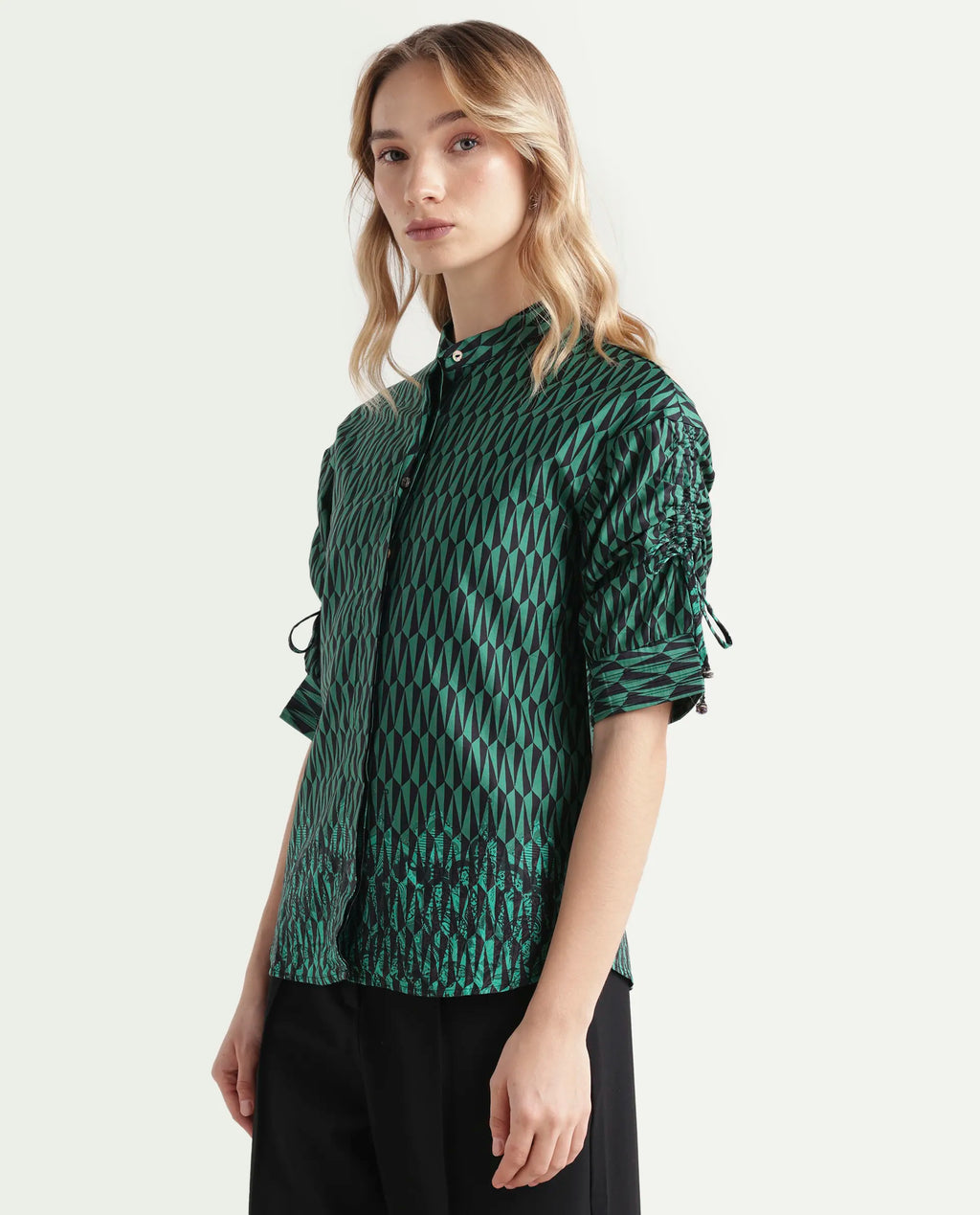 Rareism Women's Tafel Green Cotton Mandarin Collar Geometric Print Regular Fit Top
