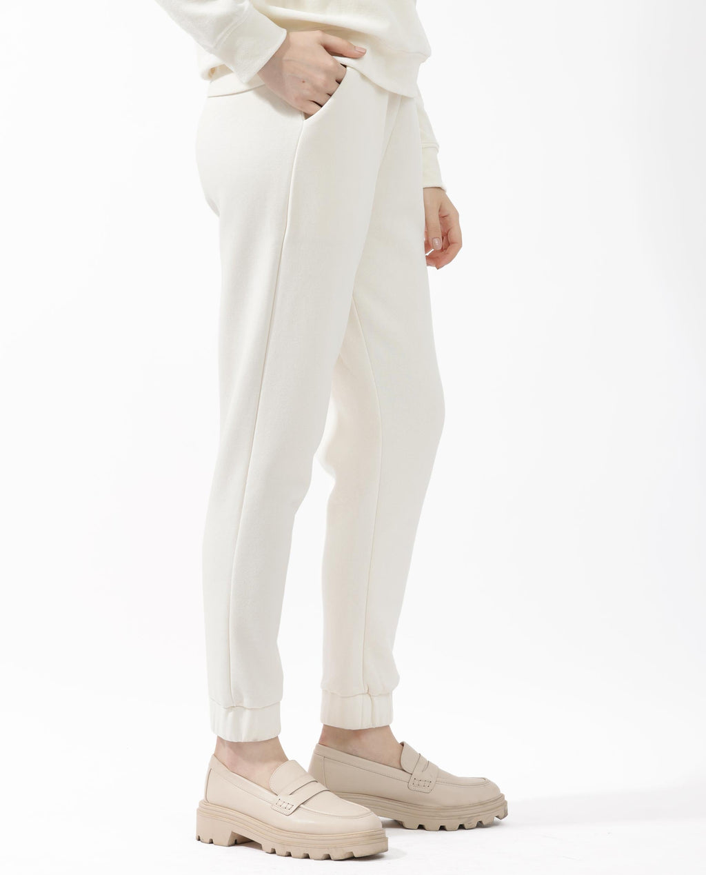 Rareism Women's Terac F Beige Polyester Blend Plain Ankle Length Regular Fit Track Pant