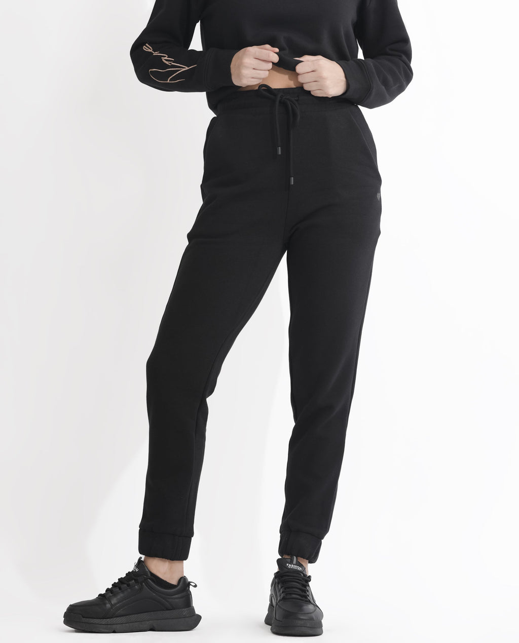 Rareism Women's Terac F Black Polyester Blend Plain Ankle Length Regular Fit Track Pant
