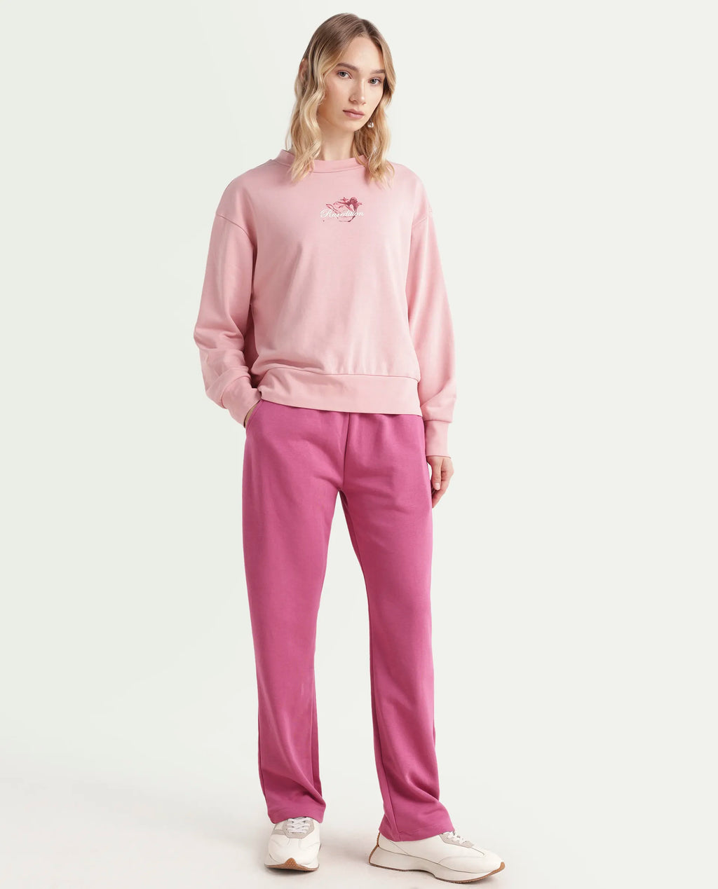Rareism Women's Trunky Dark Pink Cotton Blend Plain Ankle Length Straight Fit Track Pant