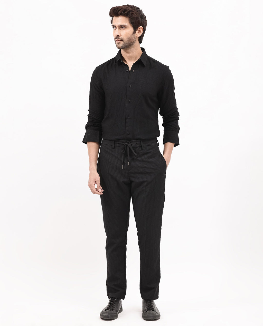 Rare Rabbit Men's Ufa Black Cotton Plain Regular Fit Full Sleeve Collared Shirt