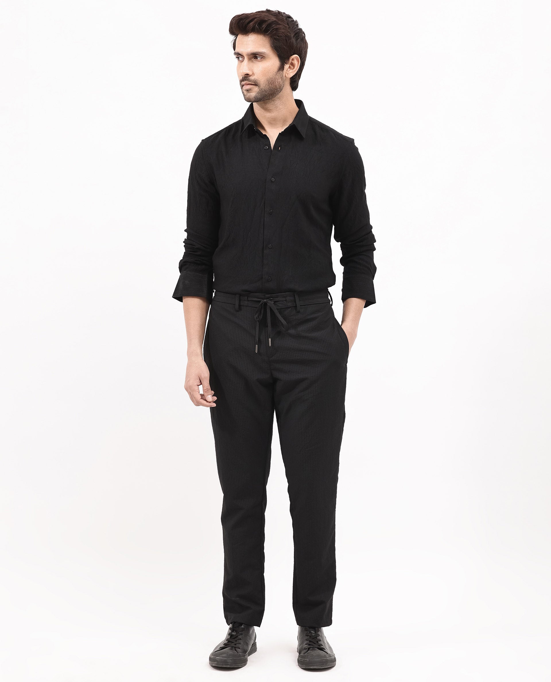 Rare Rabbit Men's Ufa Black Cotton Plain Regular Fit Full Sleeve Collared Shirt