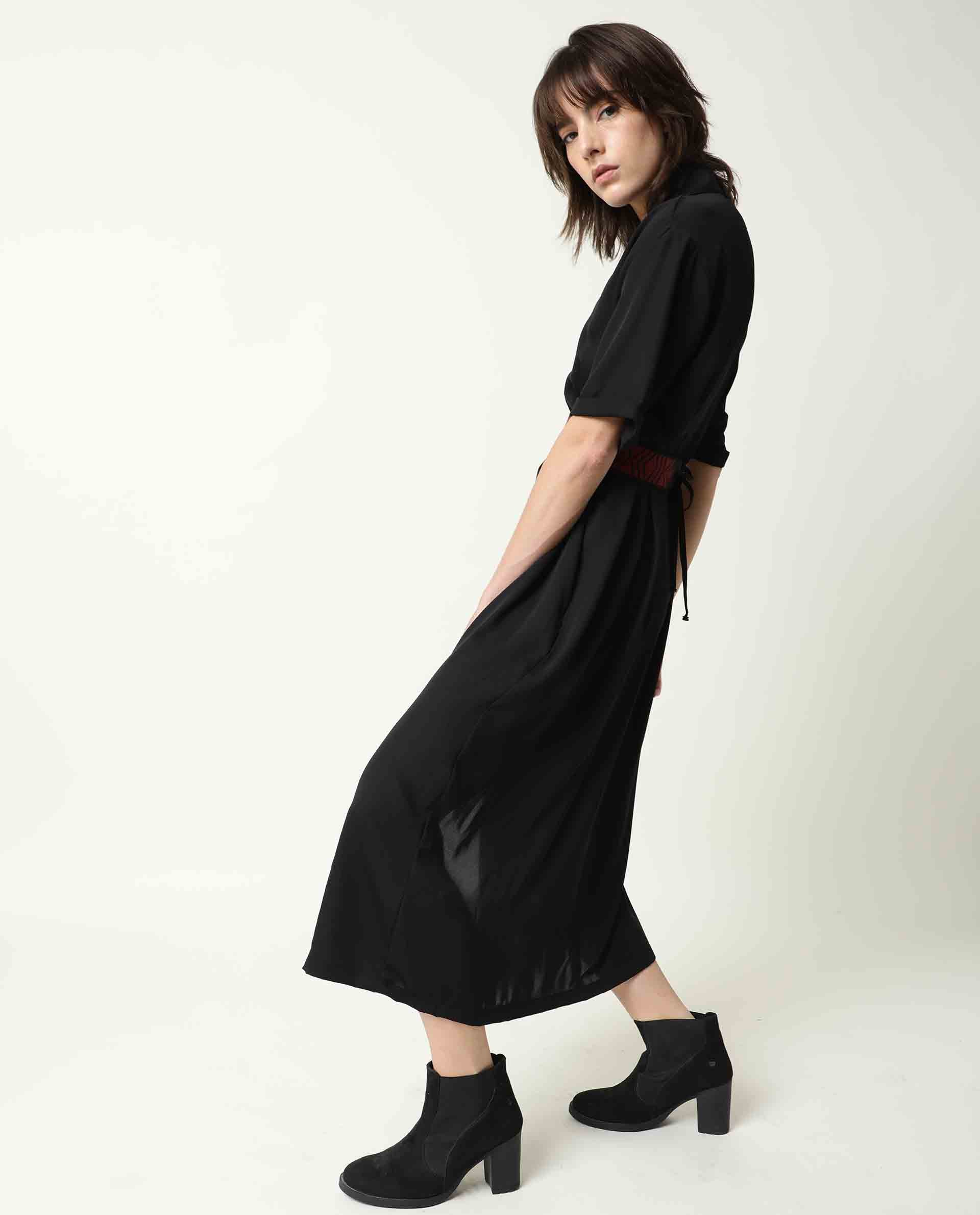 Rareism Women's Shroff Black Polyester Spread Collar Plain Midi Relaxed Fit Dress