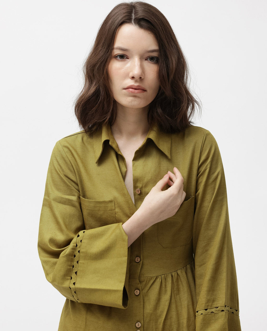 Rareism Women's Wyatt Green Cotton Blend Spread Collar Plain Bell Sleeve Mini Regular Fit Dress