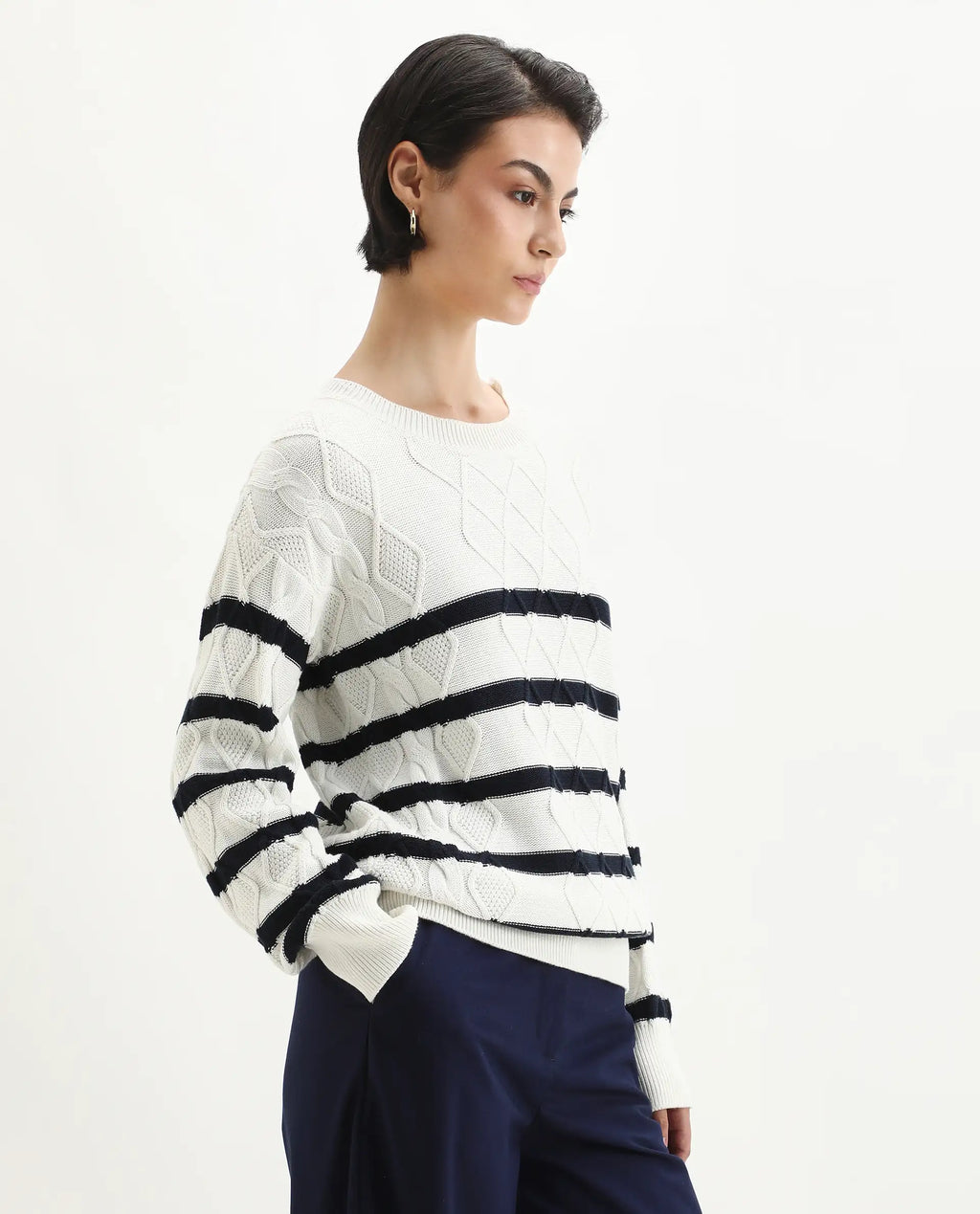 Rareism Women's Zerna White Cotton Crew Neck Regular Fit Sweater