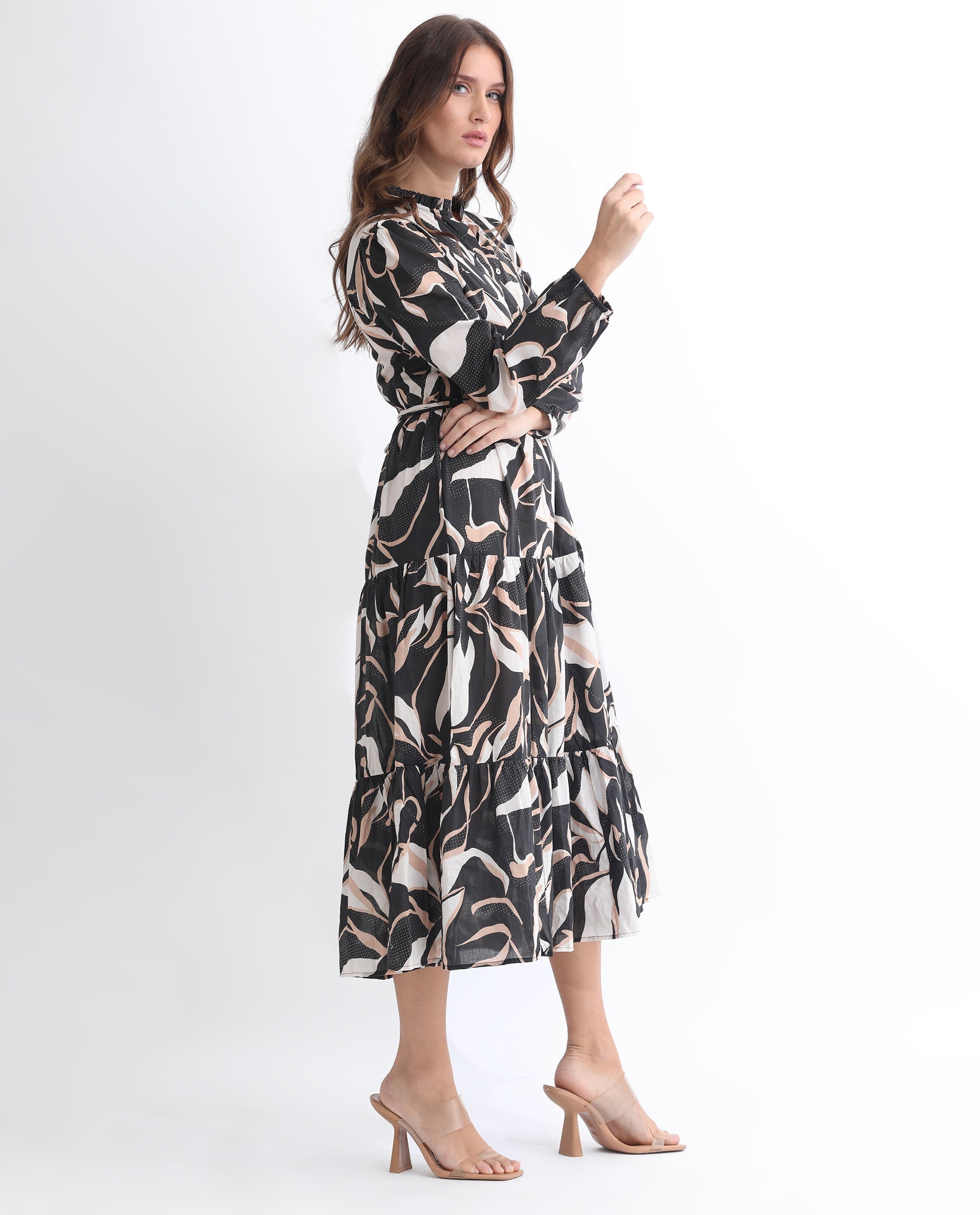Rareism Women's Zigzora Black Cotton Sweetheart Neck Abstract Print Knee Length Regular Fit Dress