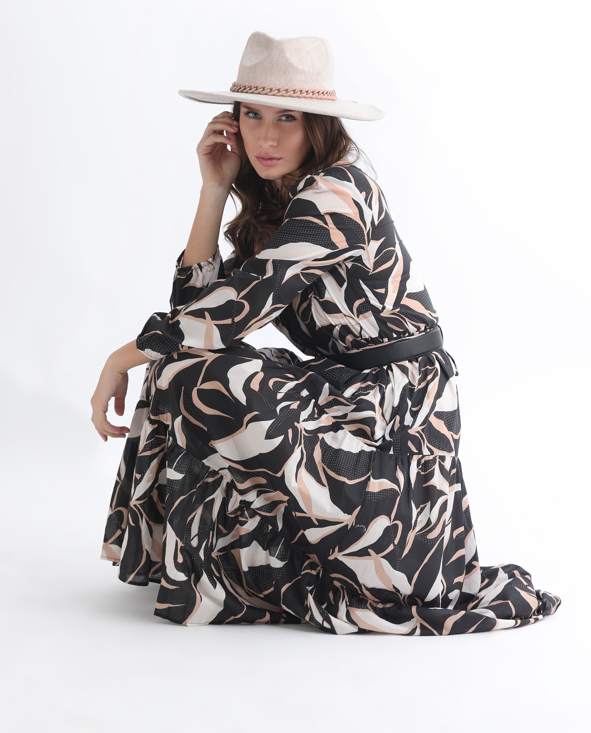 Rareism Women's Zigzora Black Cotton Sweetheart Neck Abstract Print Knee Length Regular Fit Dress
