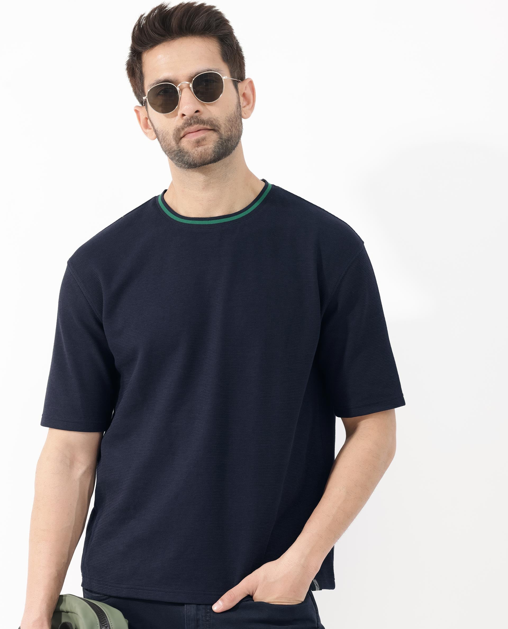 Rare Rabbit Men's Adiso-1 Navy Cotton Blend Plain Oversized Fit Half Sleeve Crew Neck T-Shirt