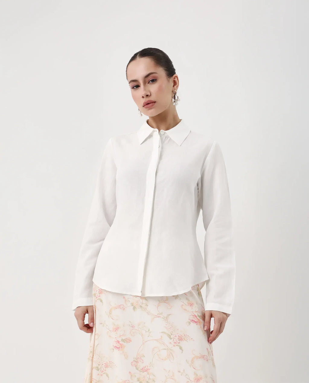 Rareism Women's Appleby White Linen Spread Collar Plain Cuffed Sleeve Regular Fit Shirt