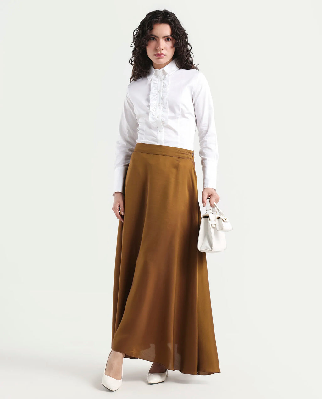 Rareism Women's Aubrey White Cotton Spread Collar Plain Regular Fit Top