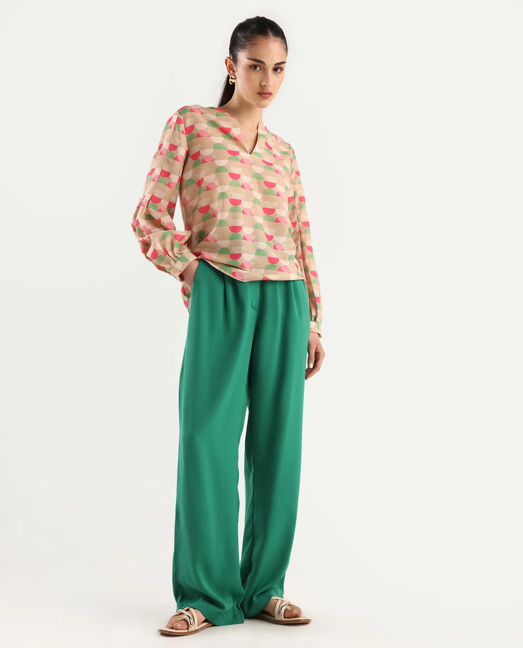 Rareism Women's Buell Green Polyester Plain Ankle Length Straight Fit Trouser