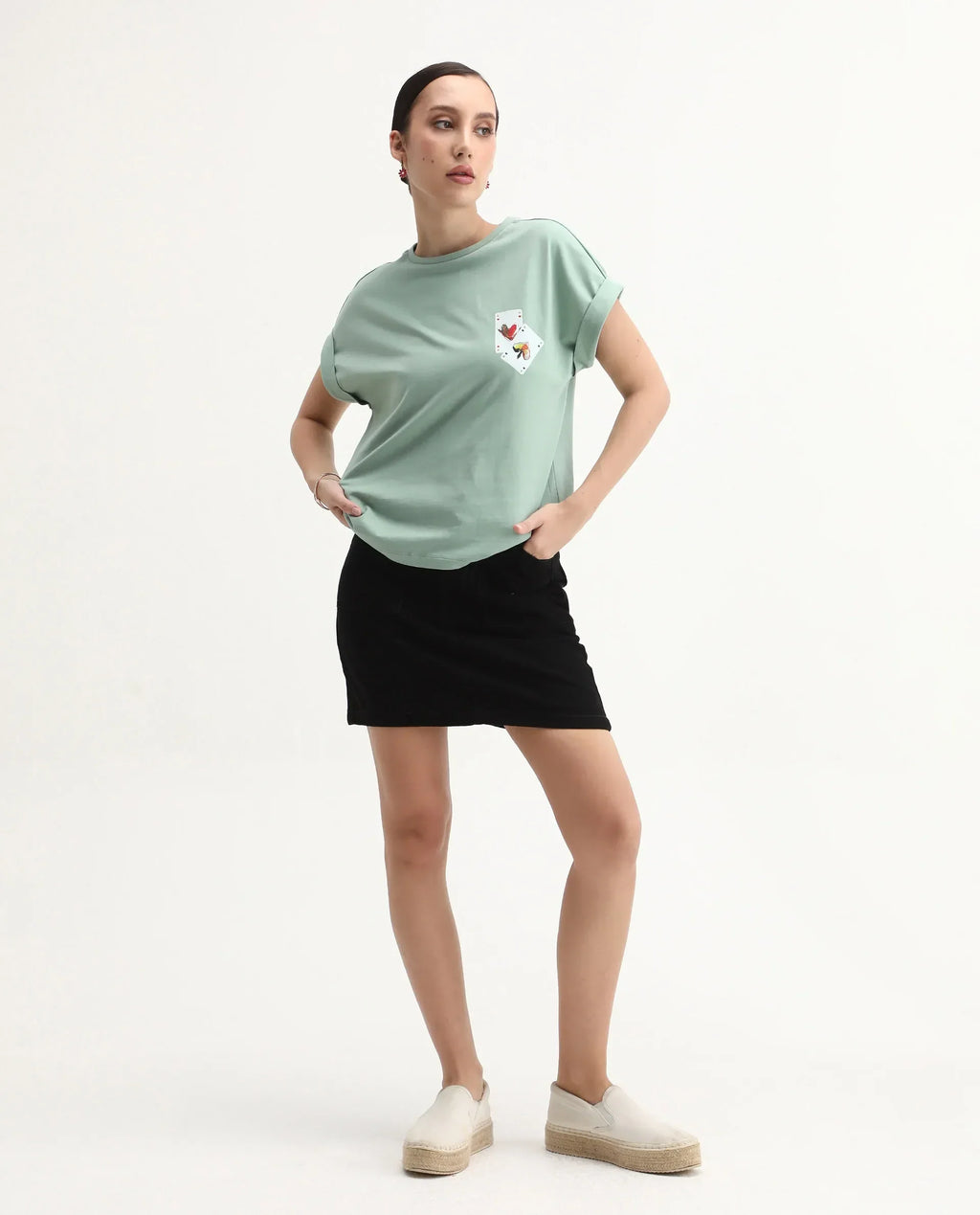 Rareism Women's Cerd Light Green Cotton Fabric Crew Neck Relaxed Fit Graphic Print T-Shirt