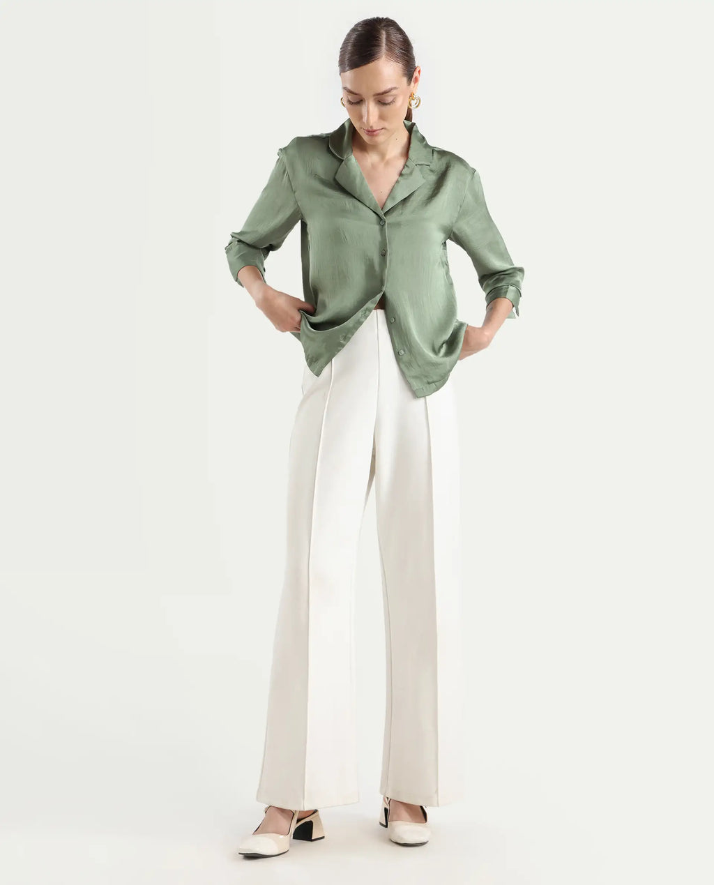 Rareism Women's Chant Light Green Lapel Neck Plain Cuffed Sleeve Regular Fit Top