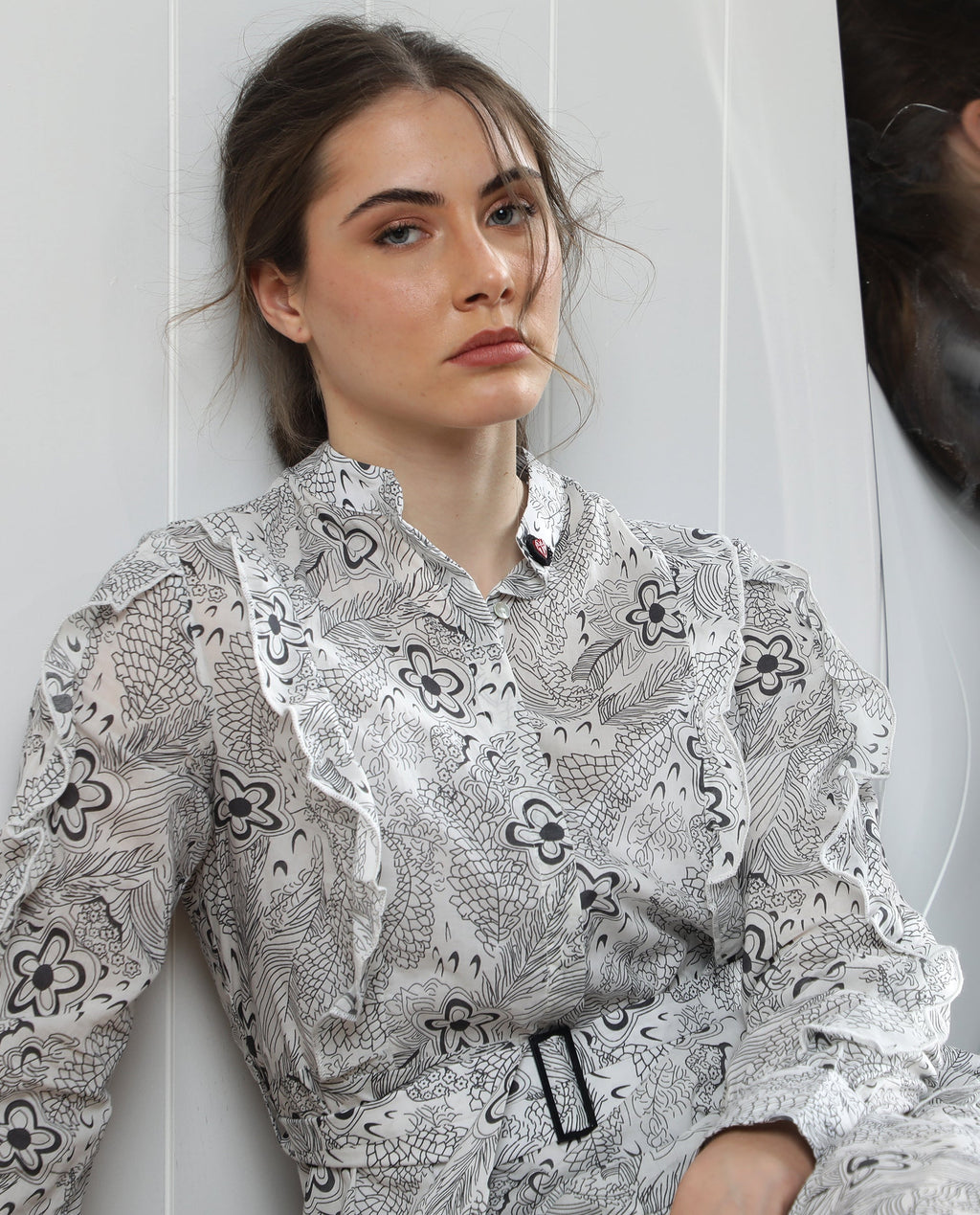 Rareism Women's Roose White Cotton Mandarin Collar Floral Print Knee Length Regular Fit Dress