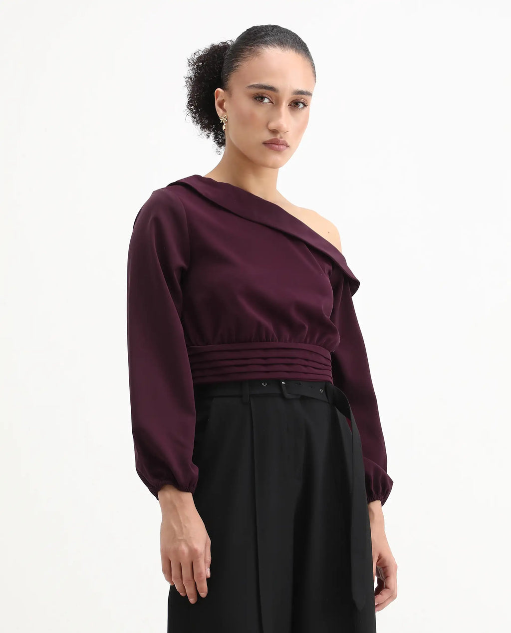 Rareism Women's Darople Red Satin One Shoulder Plain Bishop Sleeve Crop Regular Fit Top