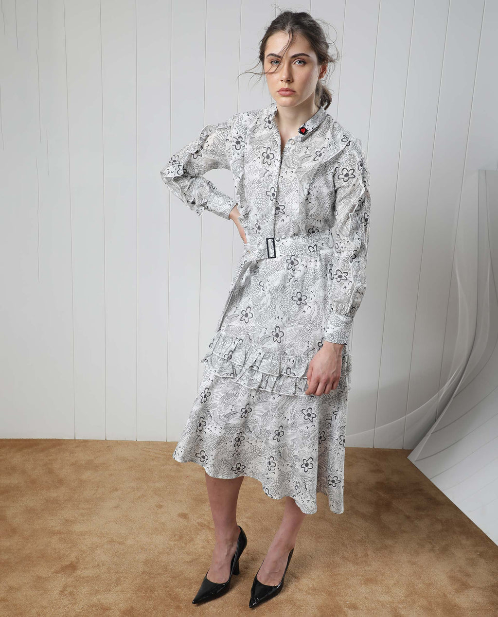 Rareism Women's Roose White Cotton Mandarin Collar Floral Print Knee Length Regular Fit Dress