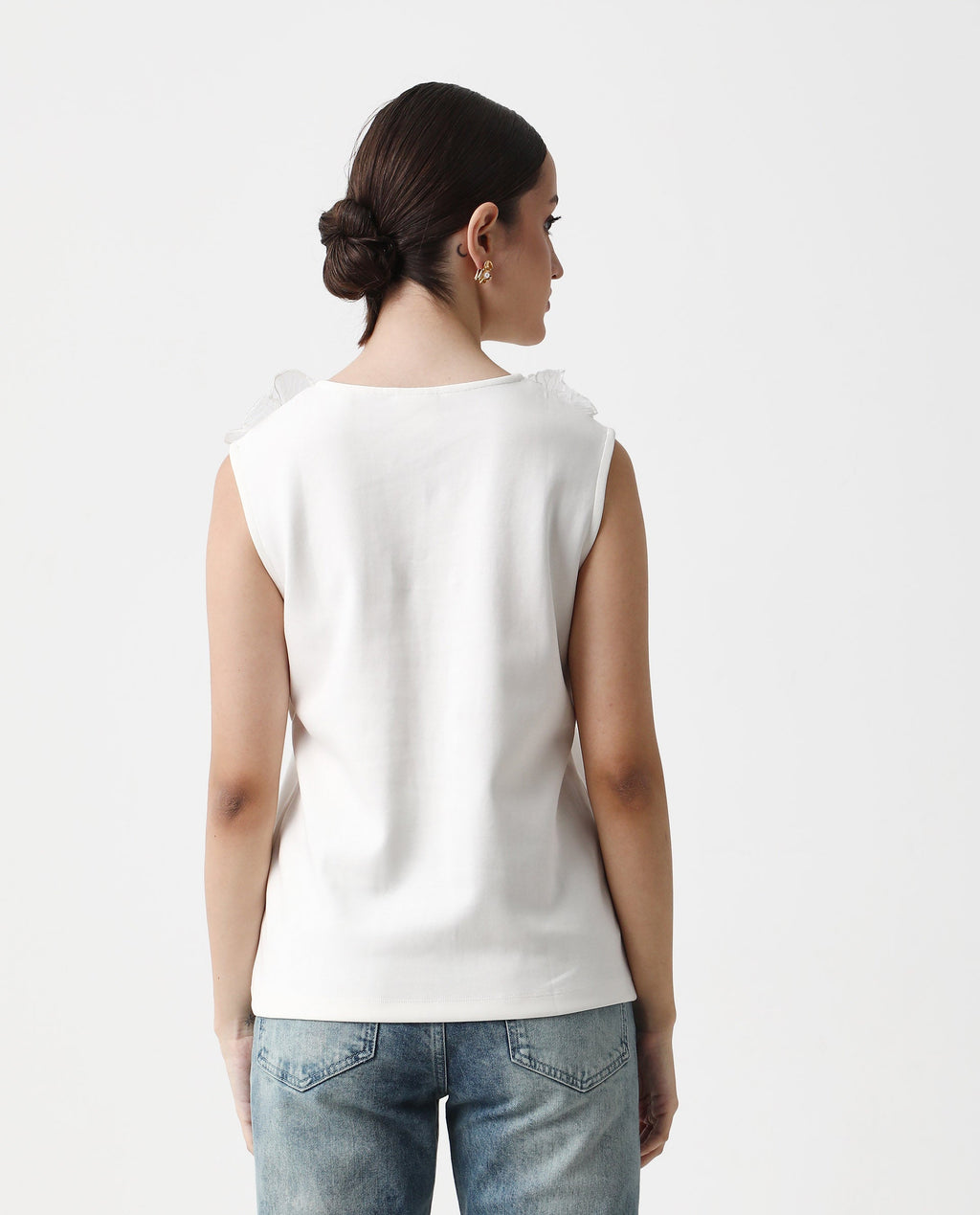Rareism Women's Janbed Off White Cotton Round Neck Plain Sleeveless Regular Fit T-Shirt